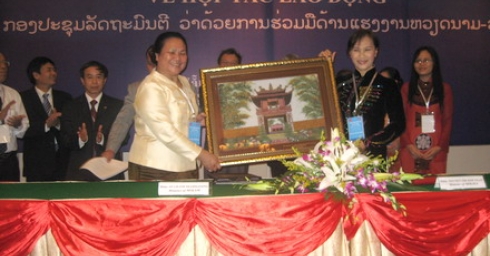 Hội nghị Bộ trưởng Việt Nam - Lào về hợp tác lao động lần đầu tiên